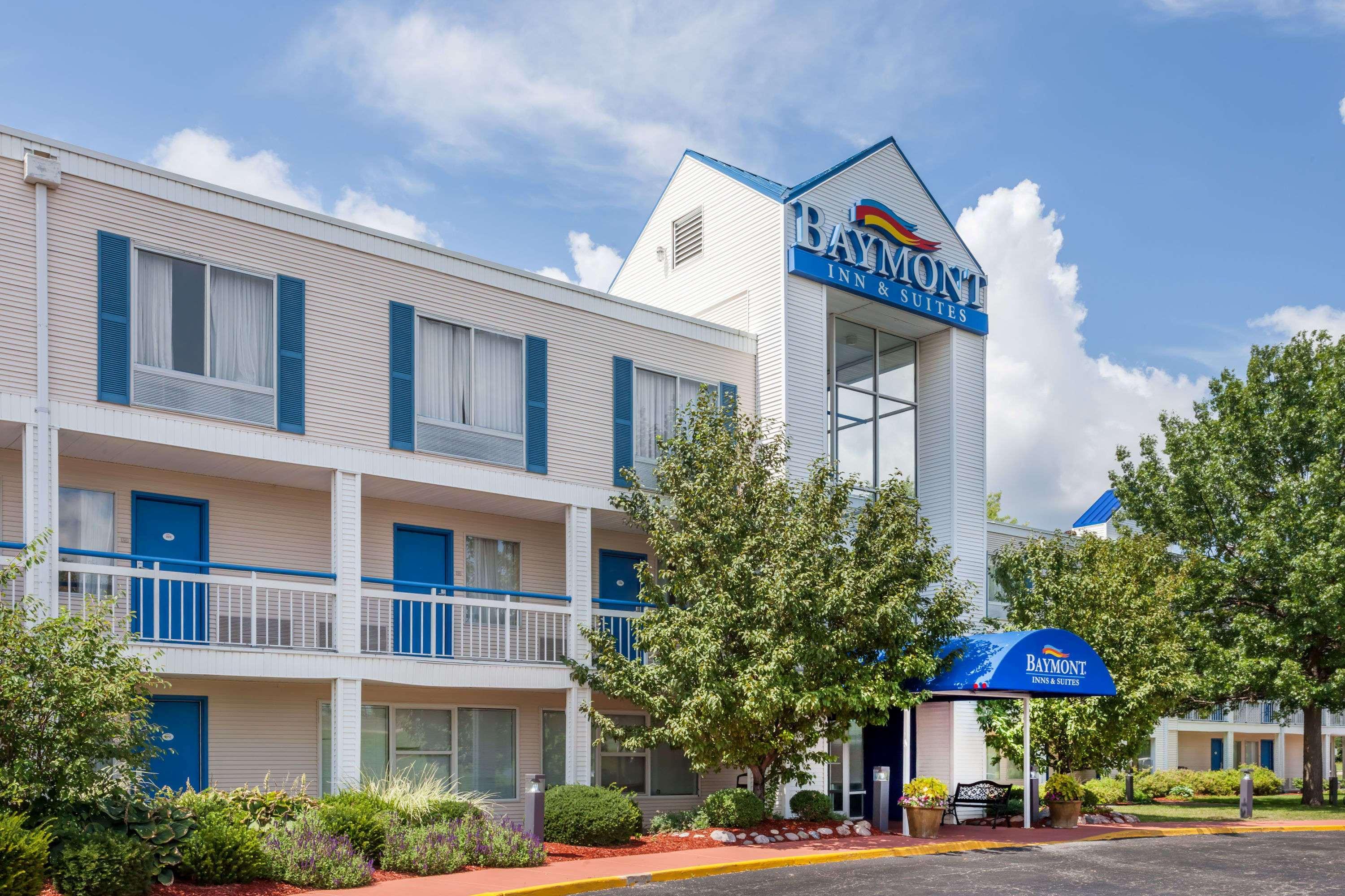 Baymont By Wyndham Peoria Hotel Bagian luar foto